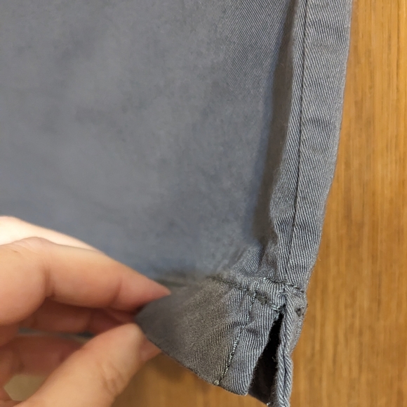 💥 5 for 25 💥 New York & Company ⚡size 16 shorts⚡ color grey 🩶 - Picture 3 of 7